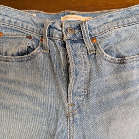 Womens 24 Blue Levi’s Premium Denim Wedgie Straight Jeans Button Fly Distressed - Picture 3 of 10